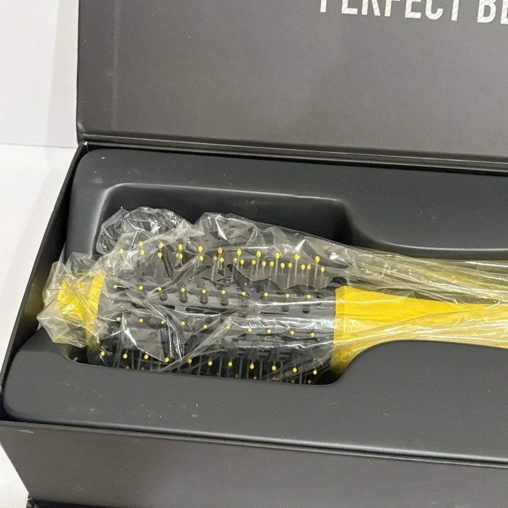 Drybar The Single Shot Round Blow-Dryer Brush for Faster Blowouts NEW